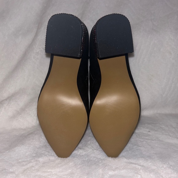 Betsey Johnson Kassie Booties - Picture 4 of 6